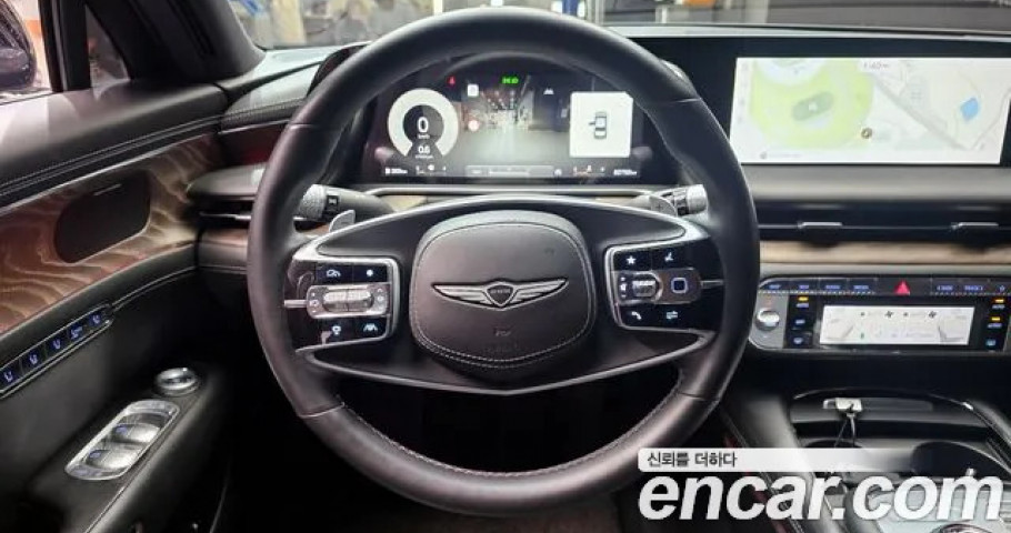 Genesis G90 