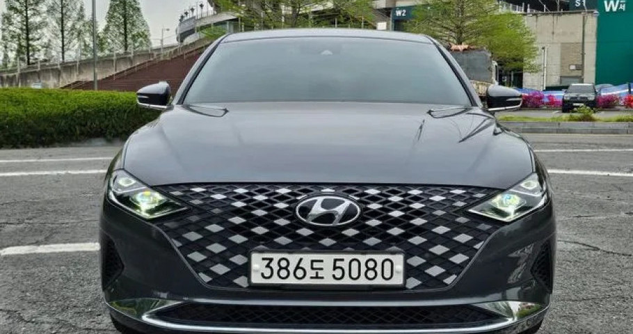 Hyundai Grandeur 
