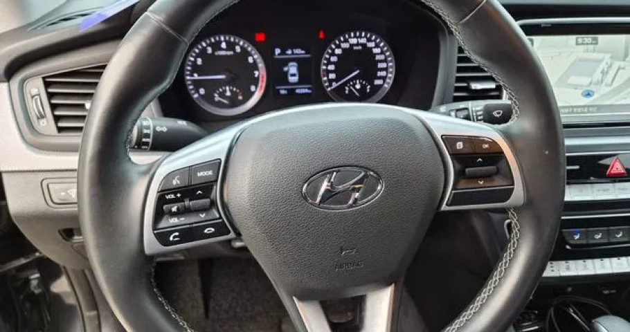 Hyundai Sonata 
