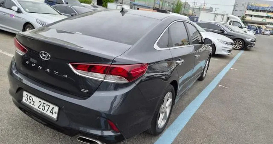Hyundai Sonata 