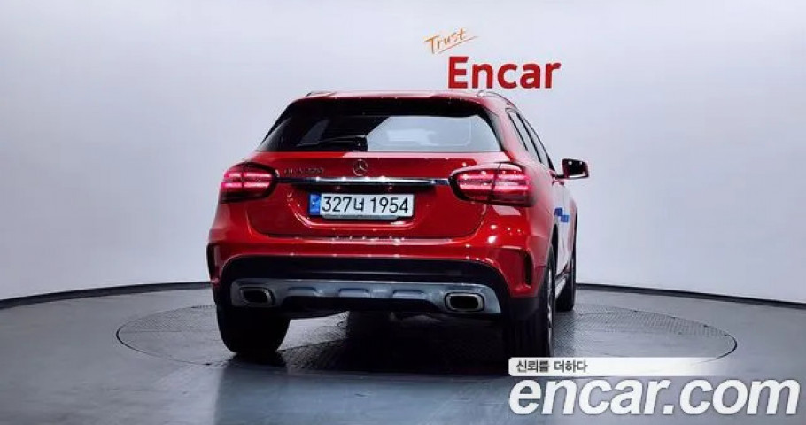 Mercedes-Benz Gla-Class 