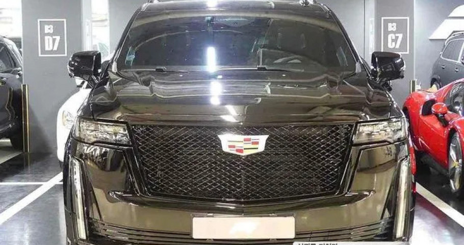 Cadillac Escalade 