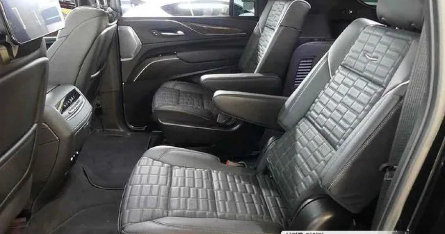 Cadillac Escalade 