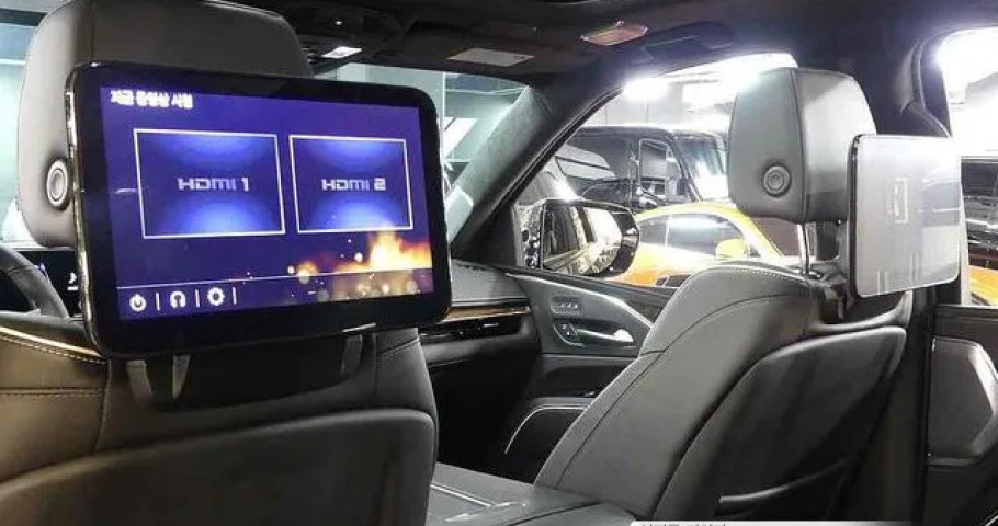 Cadillac Escalade 