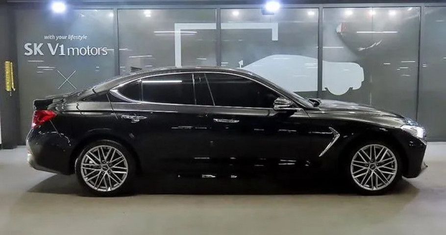 Genesis G70 