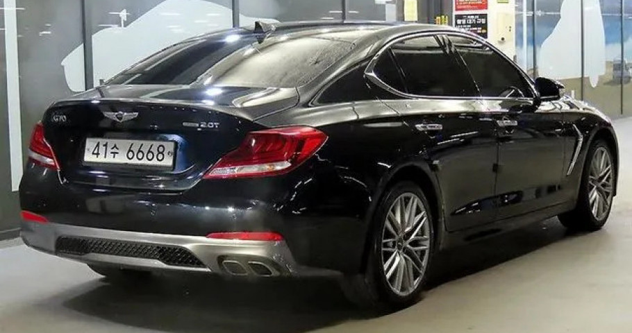 Genesis G70 
