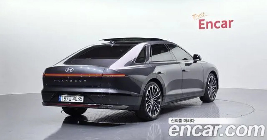 Hyundai Grandeur 