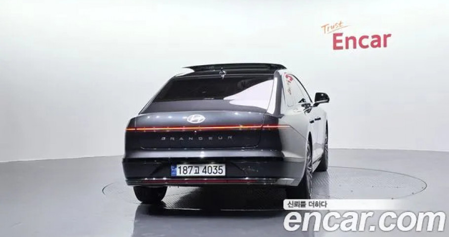 Hyundai Grandeur 