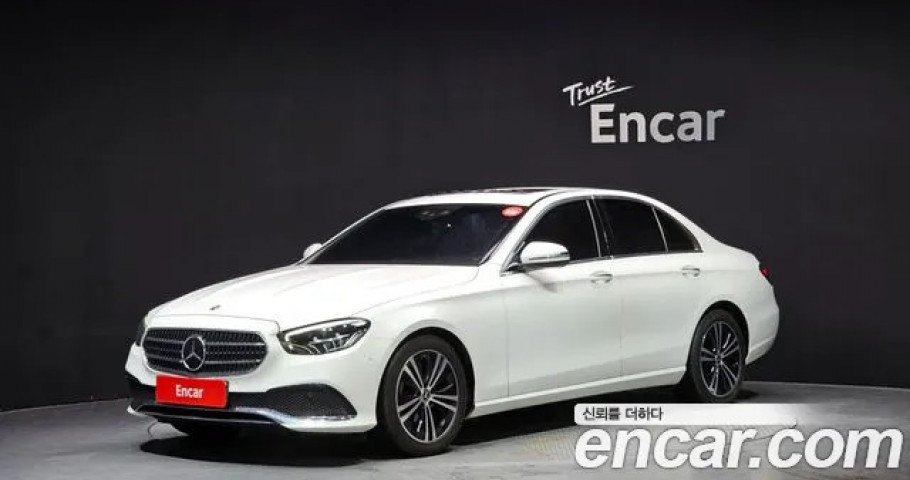 Mercedes-Benz E-Class 