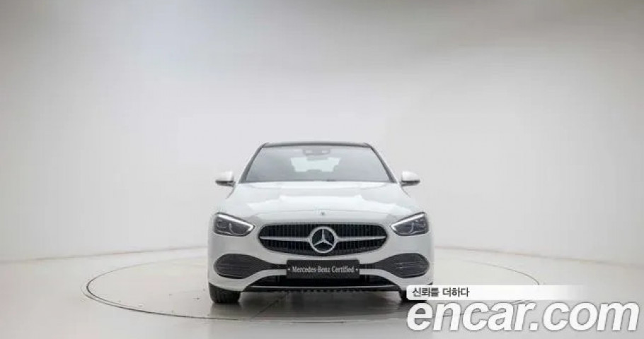 Mercedes-Benz C-Class 