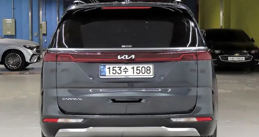 Kia Carnival 