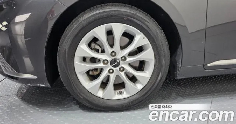 Kia K8 