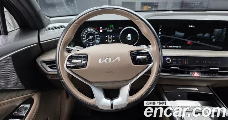 Kia K8 