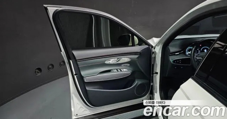 Genesis Gv70 