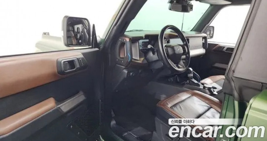 Ford Bronco 