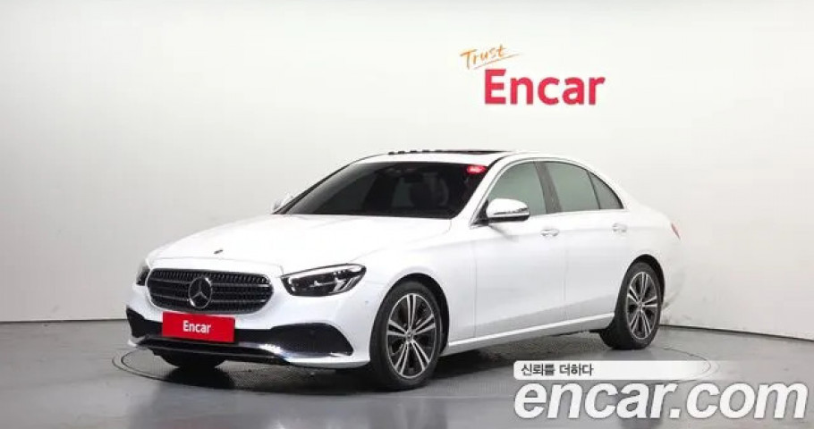 Mercedes-Benz E-Class 