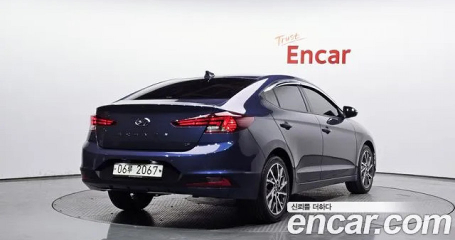 Hyundai Avante (Elantra) 