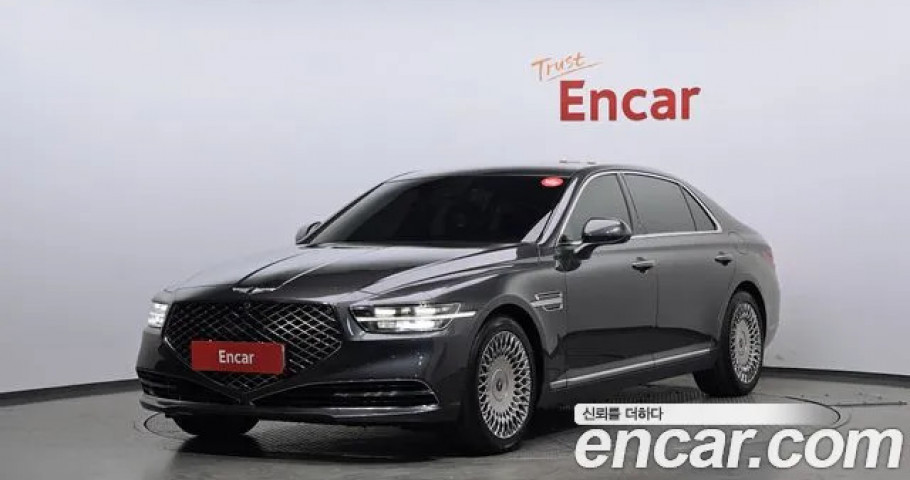 Genesis G90 
