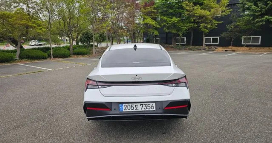 Hyundai Avante (Elantra) 