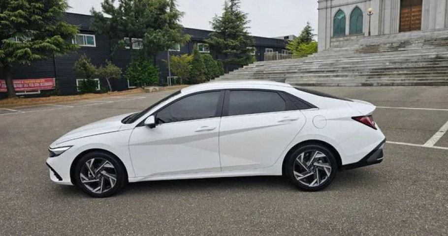 Hyundai Avante (Elantra) 