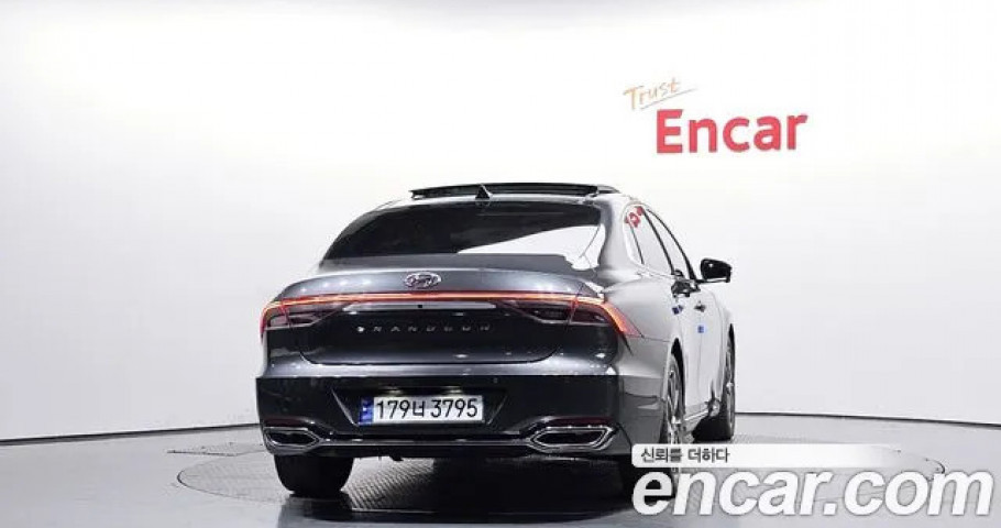 Hyundai Grandeur 