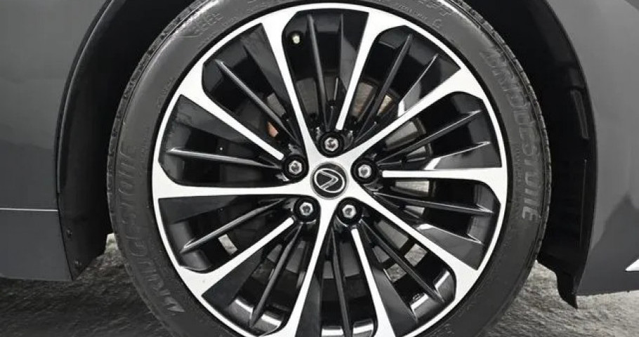 Lexus Ls 