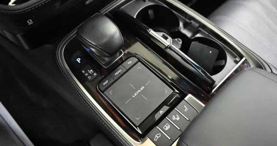 Lexus Ls 