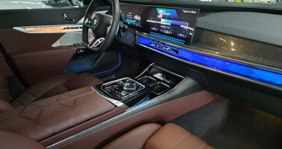 Bmw 7-Series 