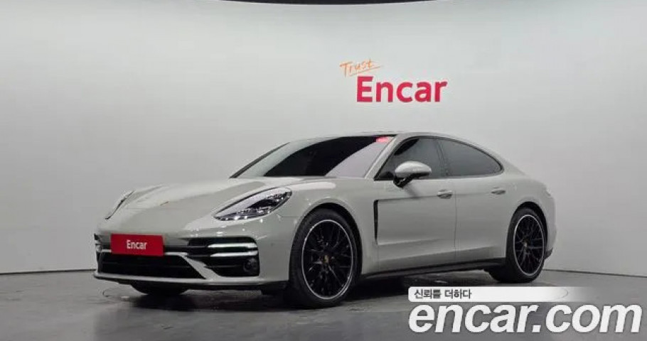Porsche Panamera 