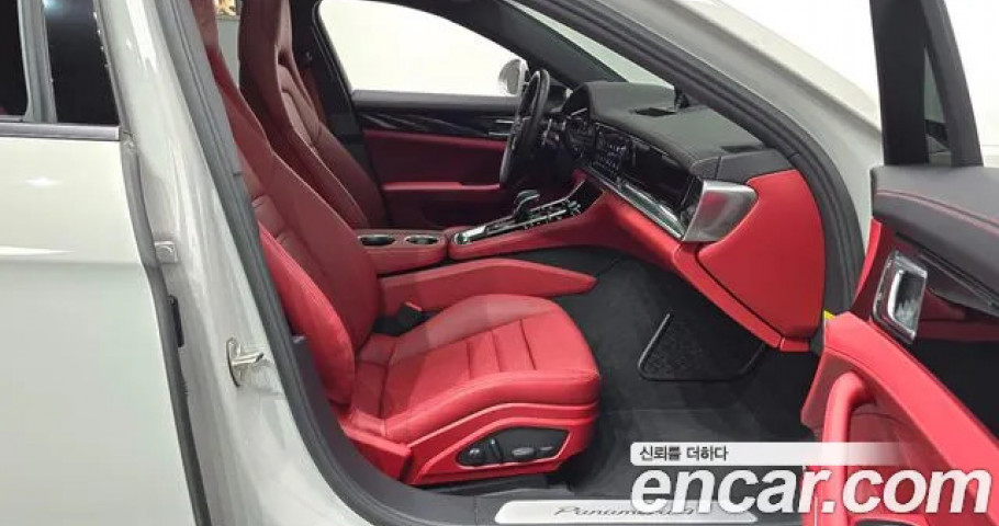 Porsche Panamera 