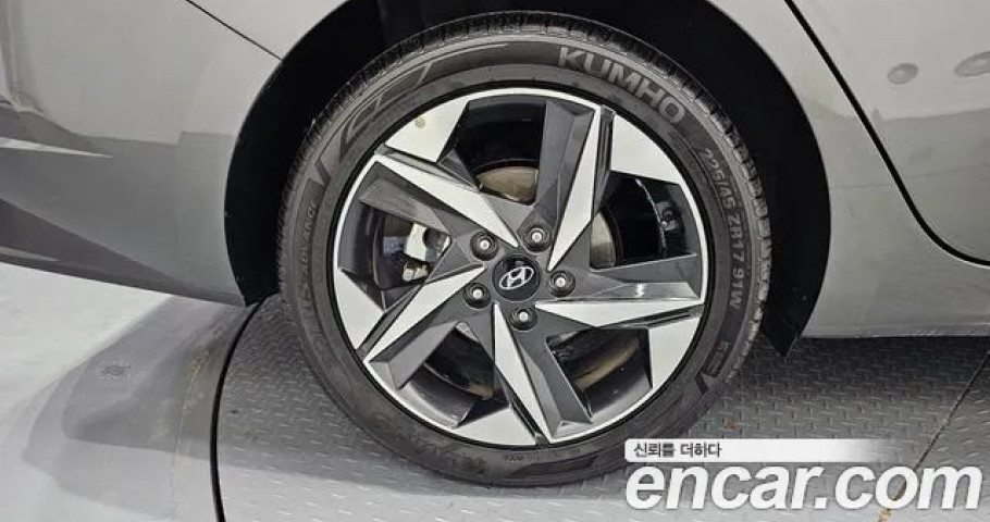 Hyundai Avante (Elantra) 