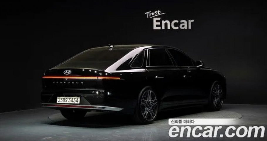 Hyundai Grandeur 