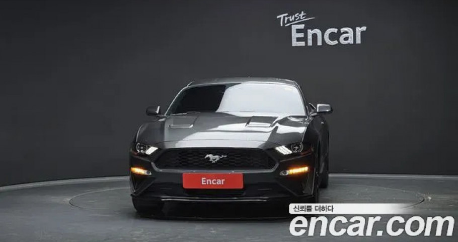 Ford Mustang 
