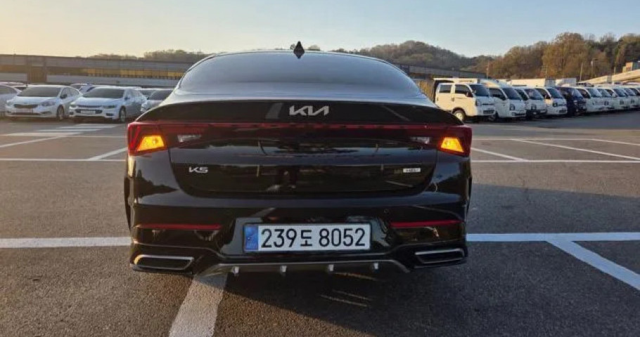 Kia K5 