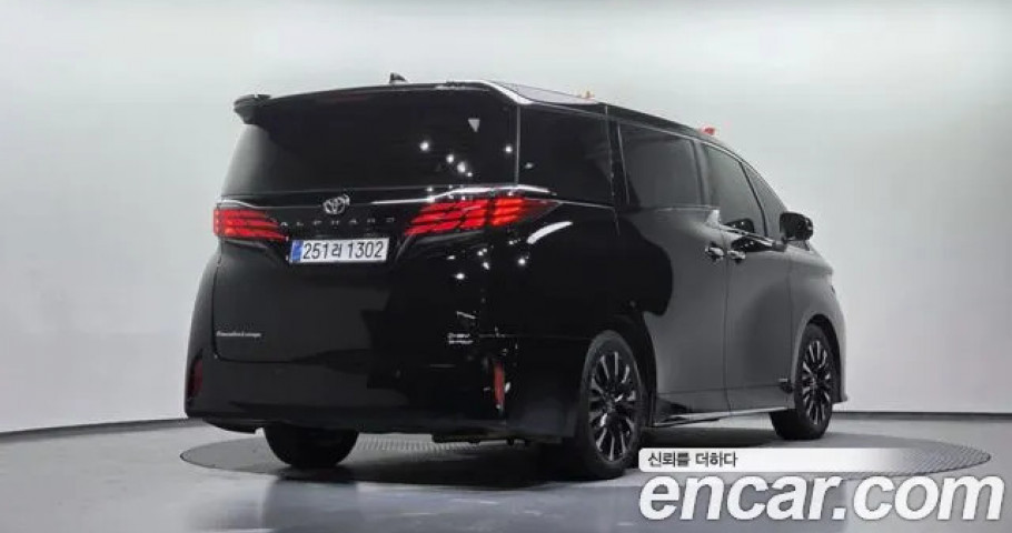 Toyota Alphard 