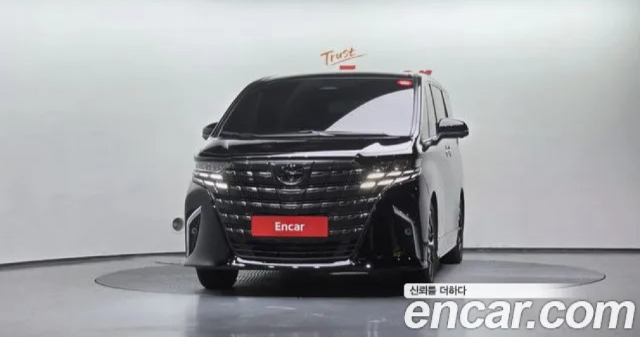 Toyota Alphard 