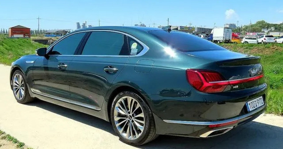 Kia K9 