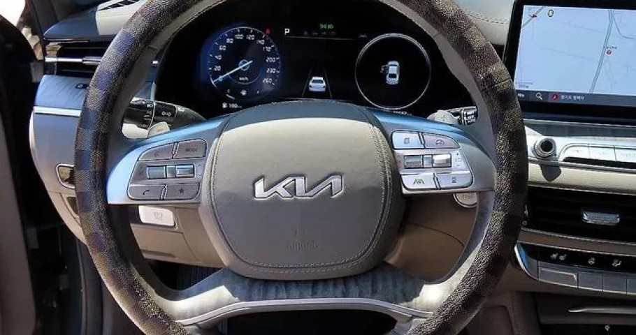 Kia K9 