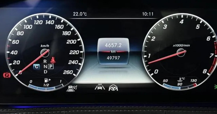 Mercedes-Benz S-Class 
