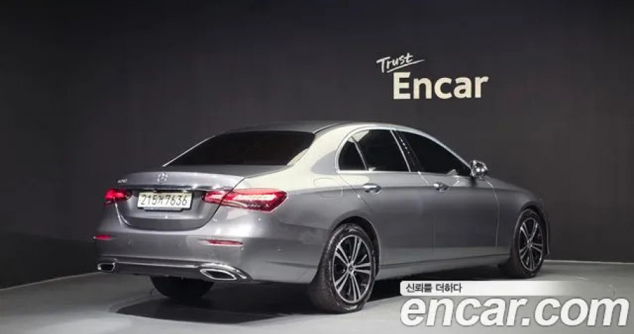 Mercedes-Benz E-Class 
