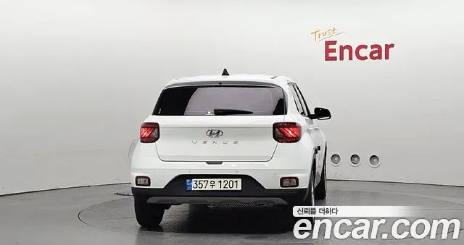 Hyundai Venue 