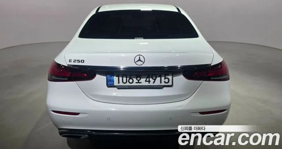Mercedes-Benz E-Class 