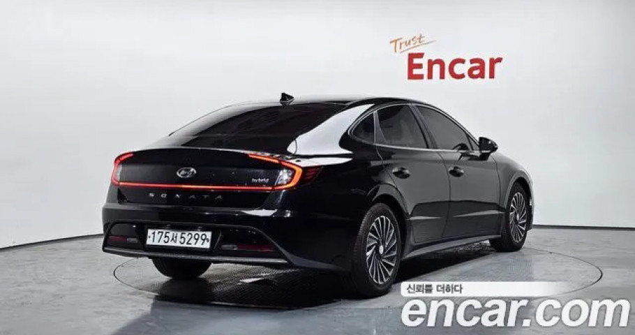 Hyundai Sonata 