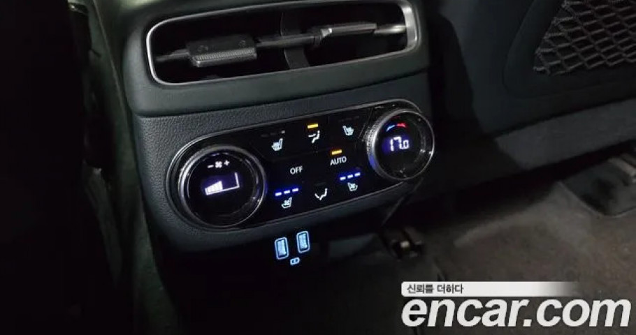 Genesis Gv70 