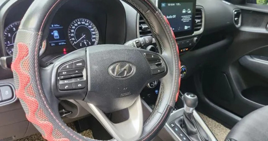 Hyundai Venue 