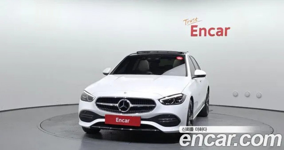 Mercedes-Benz C-Class 