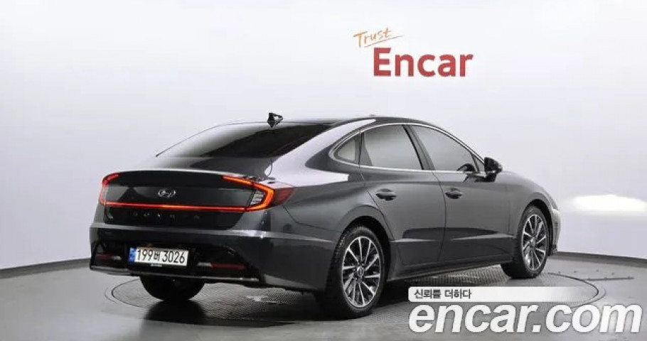 Hyundai Sonata 