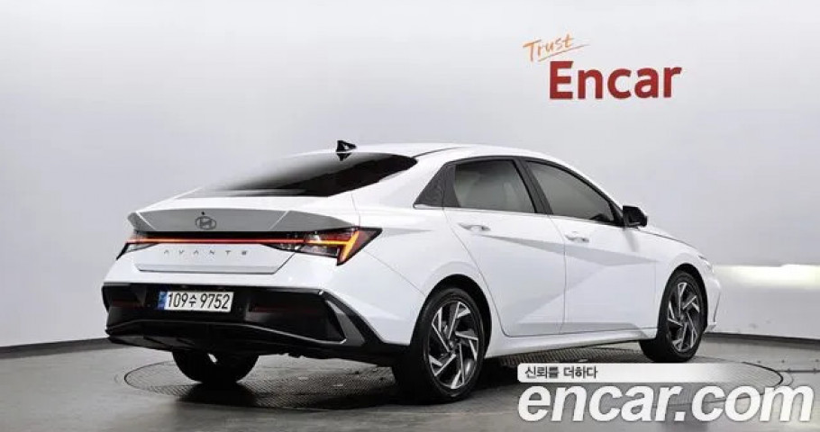 Hyundai Avante (Elantra) 