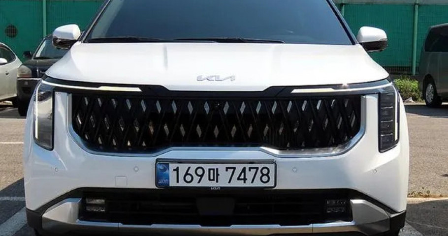 Kia Carnival 