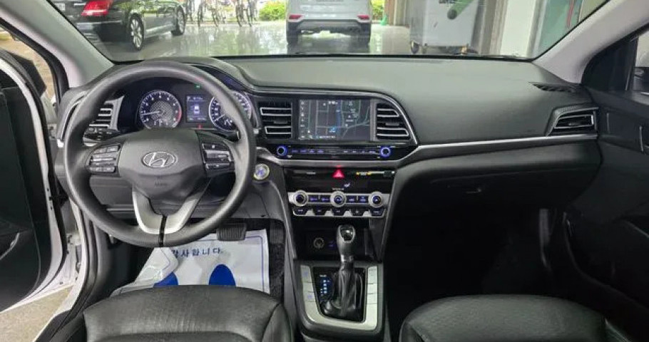 Hyundai Avante (Elantra) 